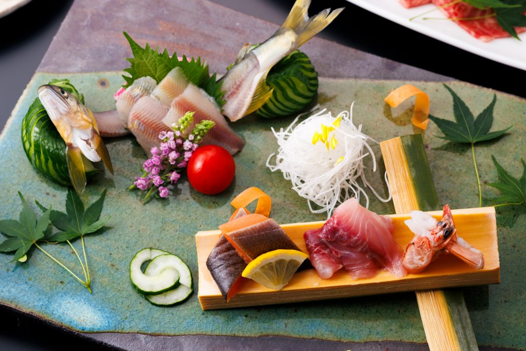 須賀谷の懐石料理　お市　3